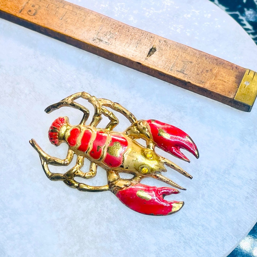 🖤 Vintage 🖤 Mid Century Lobster Brooch Gold Metal Red Orange Enamel Pin 🦞🦞🦞